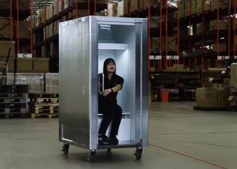 Un espacio para que los trabajadores de obras, fabricas o que se expongan al calor puedan refrescarse.