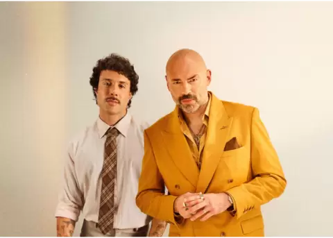 Santiago Cruz y Cardellino exploran el amor, la autoestima y la responsabilidad emocional.
