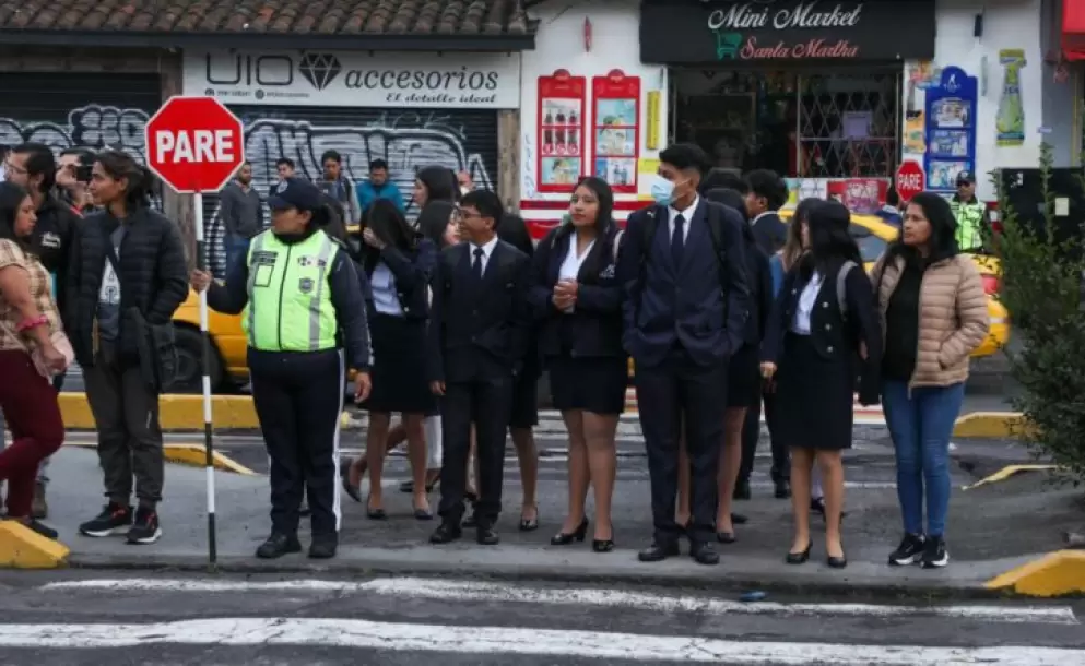Retorno a clases en Quito: M�s de 3.000 funcionarios municipales estar�n desplegados para reforzar la seguridad y movilidad