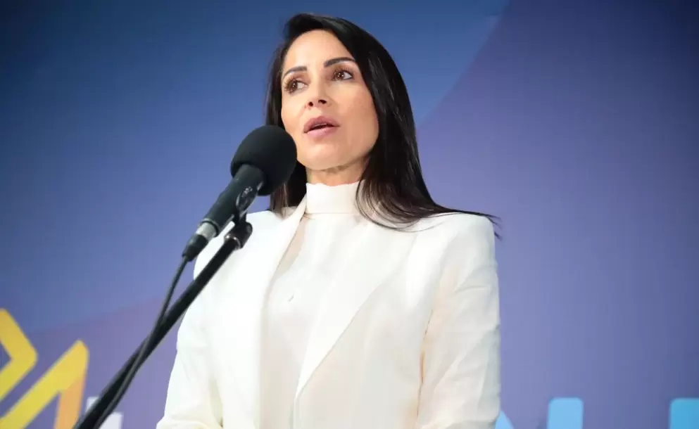 El CNE ratifica que Luisa Gonz�lez no puede inscribirse por Pachakutik para Prefectura de Manab�