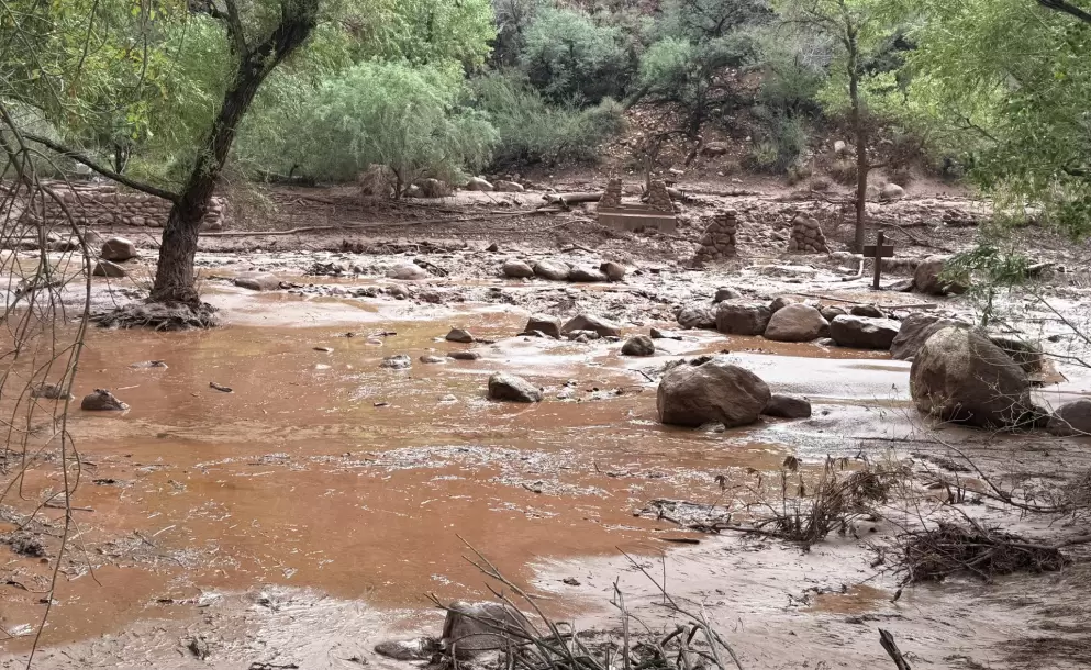 Inundaciones repentinas en el Gran Ca��n dejan unos 15 desaparecidos y 62 evacuados
