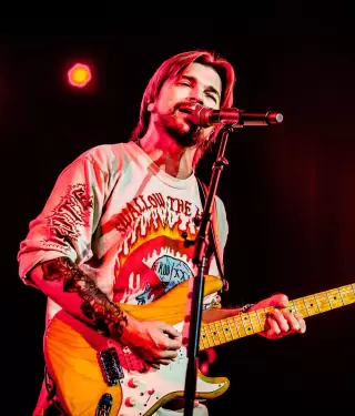 Juanes une esfuerzos con m�s artistas y organizaciones para reconstruir una de las zonas m�s afectadas por el terremoto de Colombia.