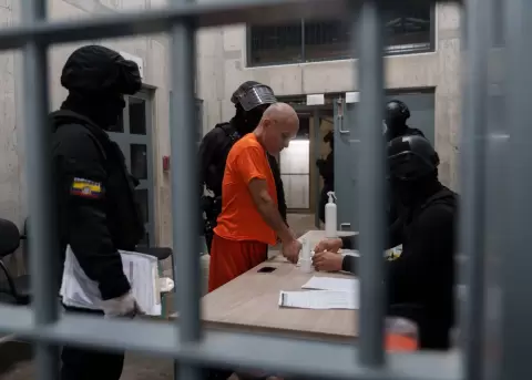 Jos� Serrano a su llegada a la c�rcel del Encuentro, en Santa Elena, el 29 de agosto de 2026.