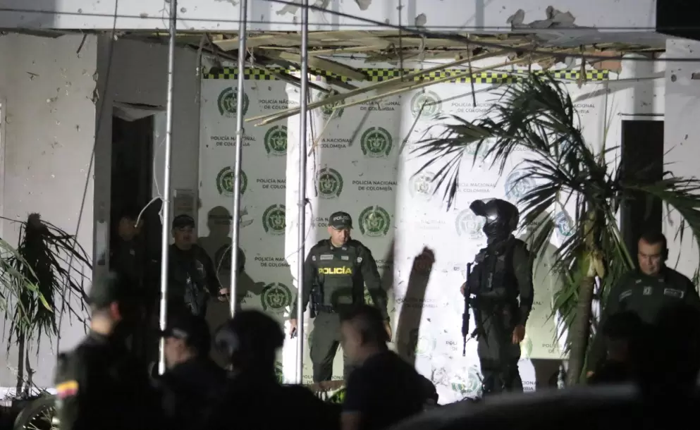 Un muerto y once heridos en el ataque terrorista contra un puesto policial en Colombia