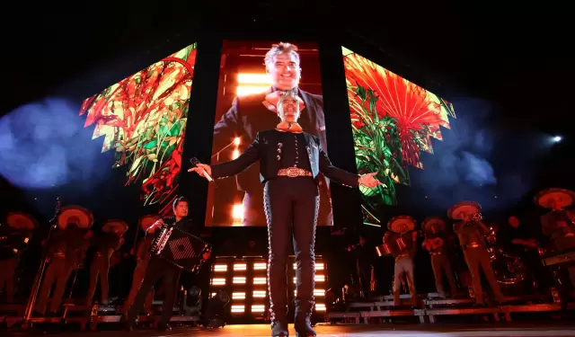 Artistas mexicanos anuncian presentaciones en Las Vegas para celebrar a M�xico.