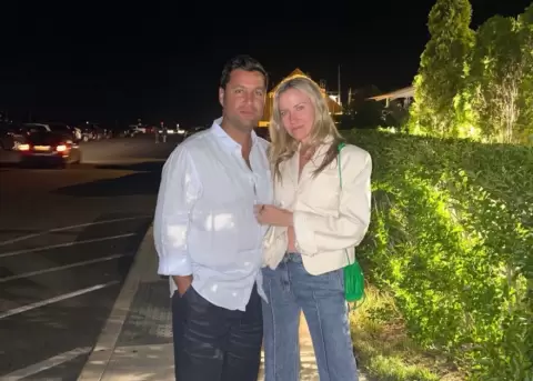 Michele Sensi-Contugi y su esposa, Stephany Hollihan.