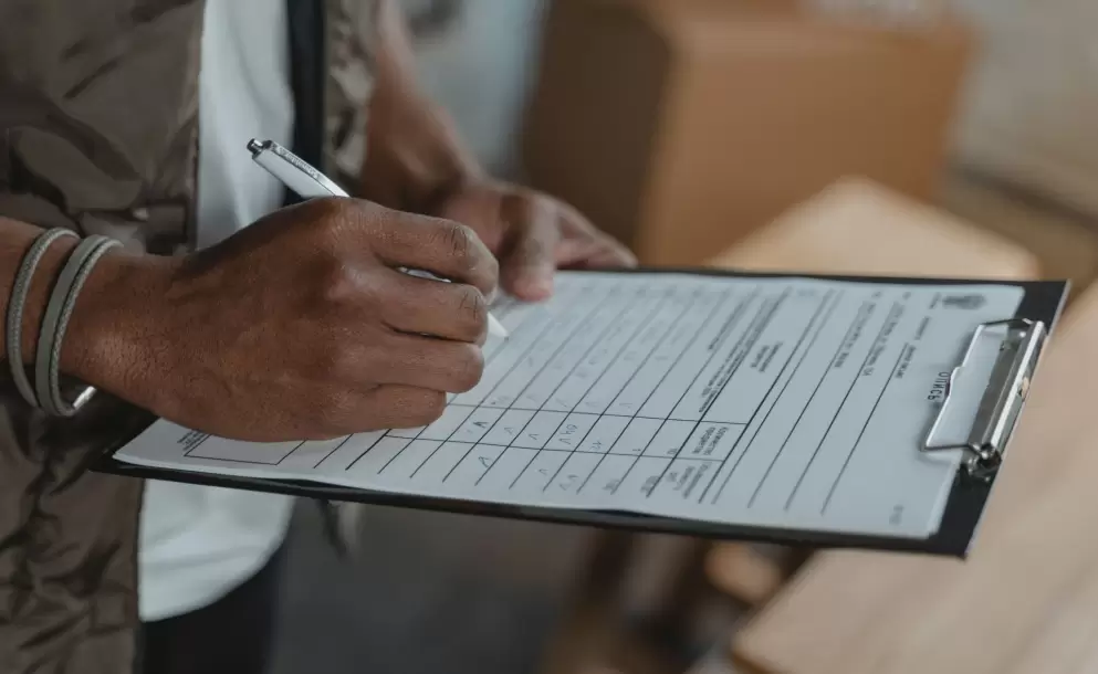 Inseguridad, econom�a y corrupci�n: las tres preocupaciones en Quito y Guayaquil, seg�n reciente encuesta del CIEES