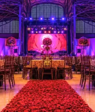 La Cena de la Rosa es un espacio que une gastronom�a y solidaridad.
