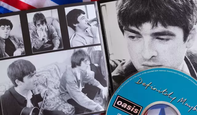 Oasis, grabaciones in�ditas, subasta, Gallagher, m�sica, archivo, conciertos, ensayos, historia, pol�mica.