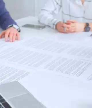 Cuando fallece un socio, los herederos pasan a formar parte de la empresa.