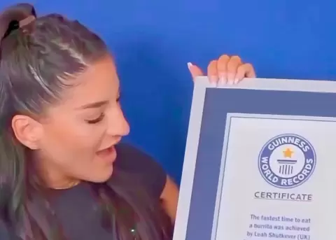 Leah Shutkever logr� terminar un burrito entero en apenas 30 segundos.