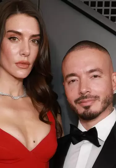 J Balvin y Valentina Ferrer ponen fin a una d�cada de relaci�n.