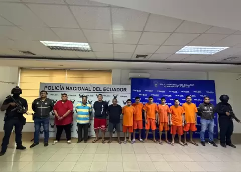 Operativo F�nix 0481