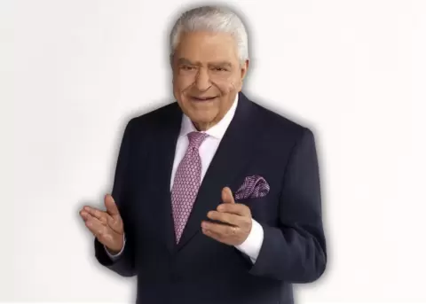 Don Francisco regresa a Univision con un nuevo programa de entrevistas.