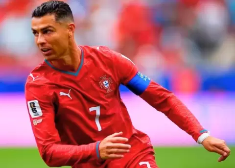Cristiano continuar� vistiendo la camiseta de su pa�s.