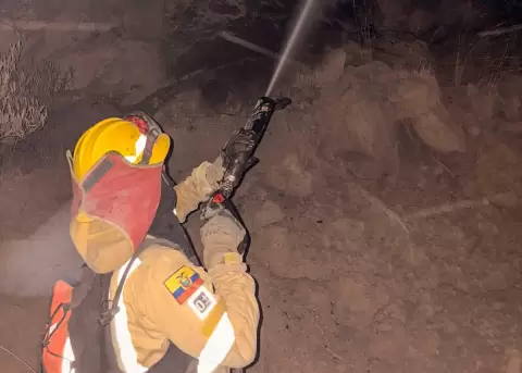 INCENDIOS QUITO