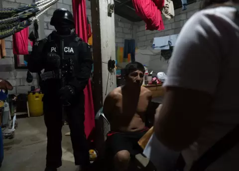 13 miembros de la organizaci�n criminal Los Igualitos fueron detenidos en Guayaquil.