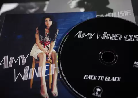 Amy Winehouse, m�sica, legado, aniversario, concierto, Londres, artistas, homenaje, �lbum, recuerdos.