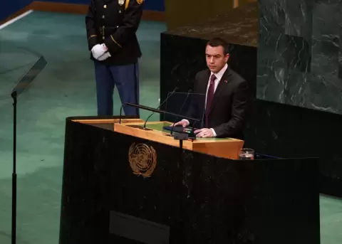 El presidente Daniel Noboa interviene en el 81� periodo de sesiones de la Asamblea General de la ONU, en Nueva York, el 23 de septiembre de 2026.