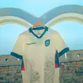 Ecuador estrena una camiseta edición limitada en su gira por Asia