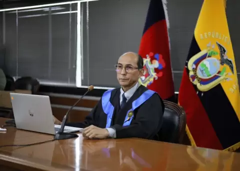 CASO APAG�N