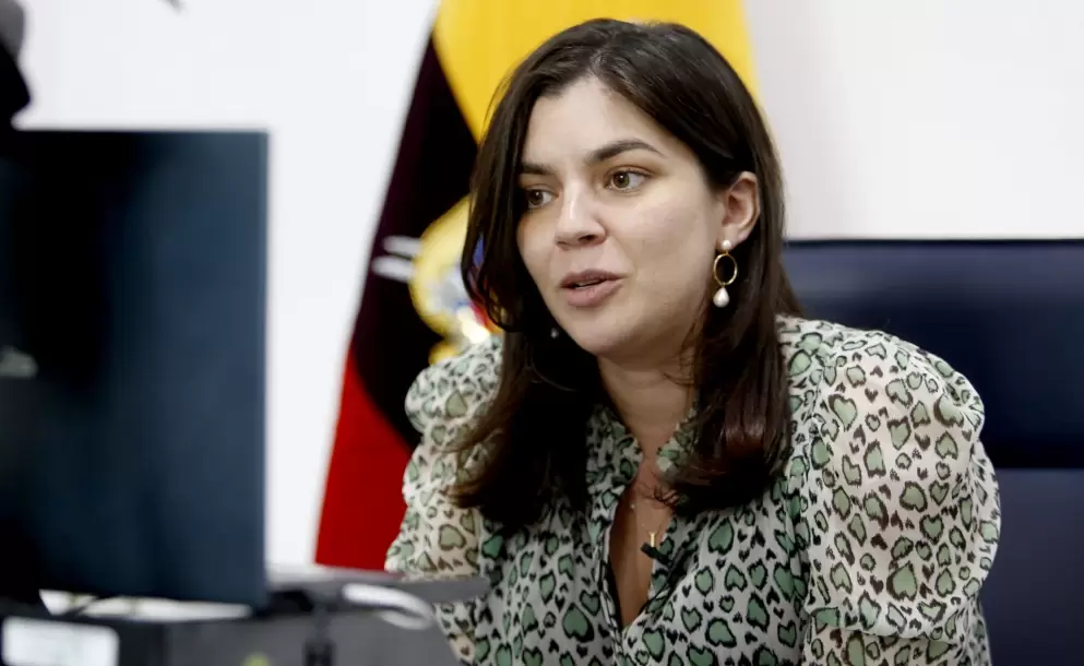 Irene V�lez sobre relaciones internacionales de Ecuador: 