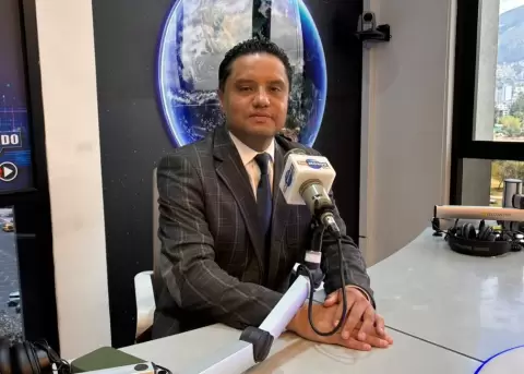 Daniel Simancas explica las enfermedades que podr�an aumentar con la llegada del Fen�meno de El Ni�o.
