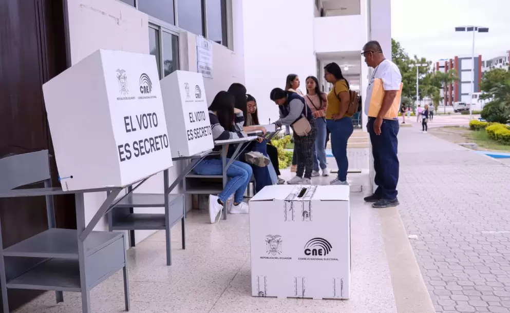 M�s de 42 mil candidaturas para las seccionales est�n en firme y 65 aspirantes al CPCCS han sido calificados