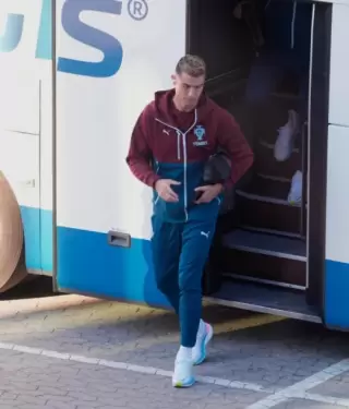 Cristiano Ronaldo abandon� la concentraci�n de Portugal.