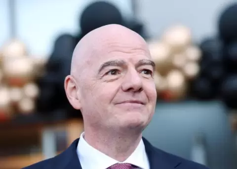 Suiza retira su apoyo a Infantino.