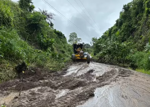 Deslizamiento de tierra en Quinind�, Esmeraldas.