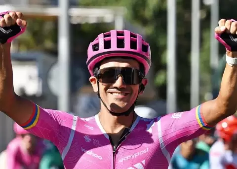 Richard Carapaz obtuvo una licenciatura en Educaci�n F�sica.