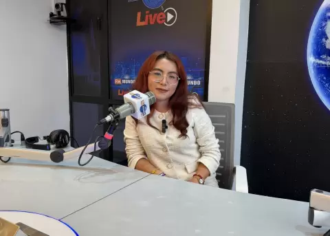 Nathaly Farinango explica los cambios al C�digo Tributario aprobado por el Legislativo.