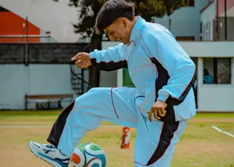 Iker Freire representar� a Ecuador en competencia deportiva.