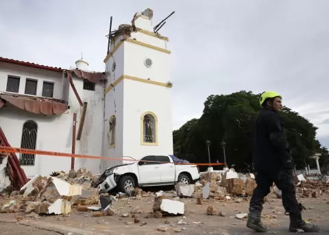 Da�os en la Catedral San Juan Bautista por el terremoto de magnitud 7,2 que sacudi� el sureste de Panam� este 9 de octubre de 2026.