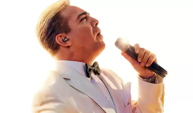 Cristian Castro, m�sica latina, pop rom�ntico, trayectoria, Billboard, reconocimiento, �xitos, legado, escenario, celebraci�n.