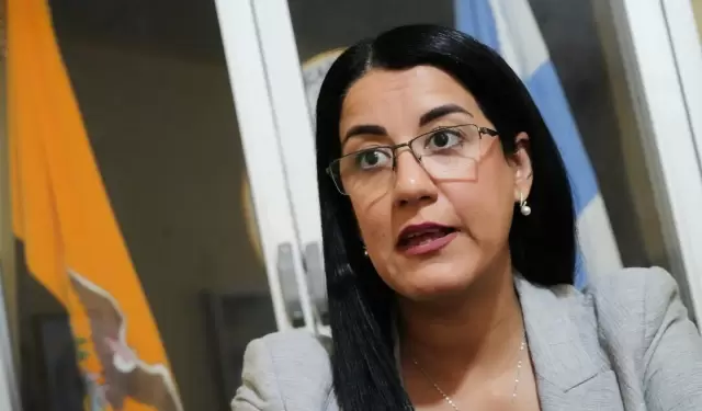Gilda Alc�var, ministra de Educaci�n