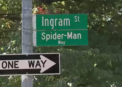 Spider-Man recibe un homenaje urbano que conecta ficci�n, historia y comunidad.
