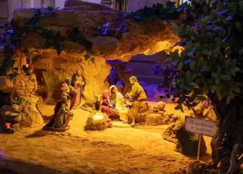 El pesebre que se exhibe en la Catedral de Quito es considerado el m�s grande de Sudam�rica.