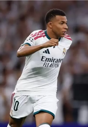 Kylian Mbapp� anot� un gol y logr� un r�cord.