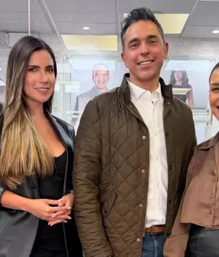 Johnny Ca�ar contagia a sus oyentes con su enorme energ�a.