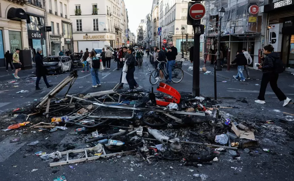 Francia ofrecer� pr�stamos a comercios afectados por disturbios