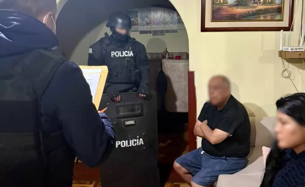 Cae banda que estafaba a adultos mayores�con el 'cambiazo' en Quito y Alaus�