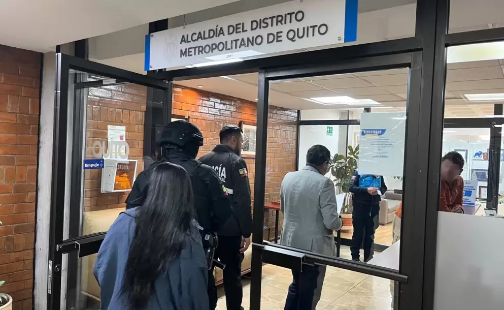 Allanan el Municipio de Quito por presunto peculado