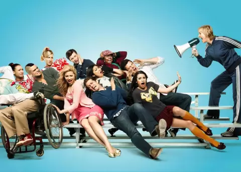 Glee regresa con una nueva temporada tras once a�os fuera.
