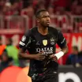 Willian Pacho lleva 37 partidos sin una sola tarjeta y logra un hecho histórico en la Champions League