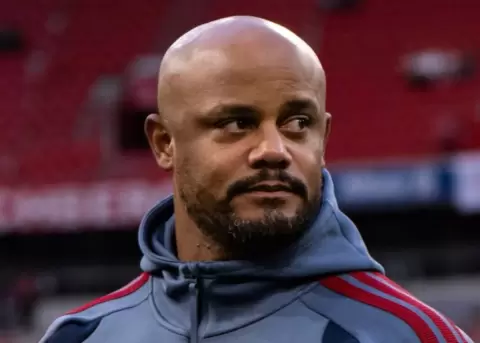 Vincent Kompany est� bajo observaci�n m�dica.