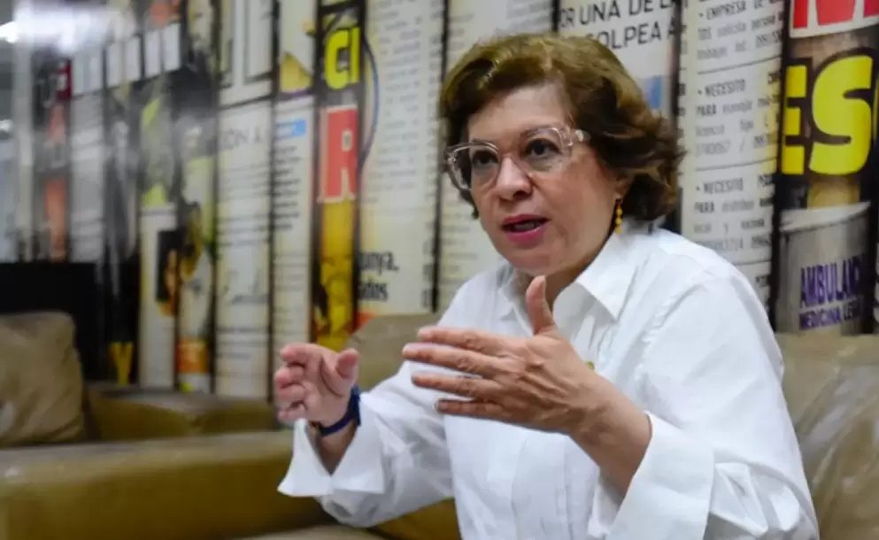 Judicatura destituye a Ivonne N��ez