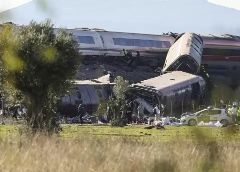 Al menos 68 personas fallecidas en el accidente de trenes de Urda.