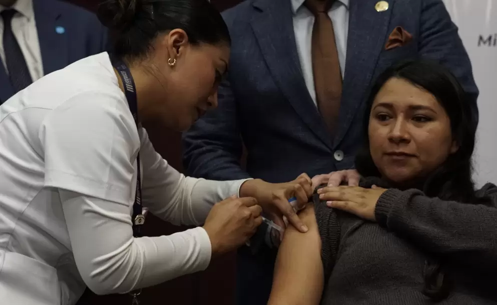 Gobierno destina USD 9,3 millones a vacunas contra la influenza